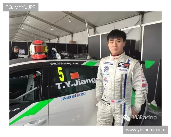 F1赛季精彩回顾与未来赛事展望 车队新动态与车手转会引关注